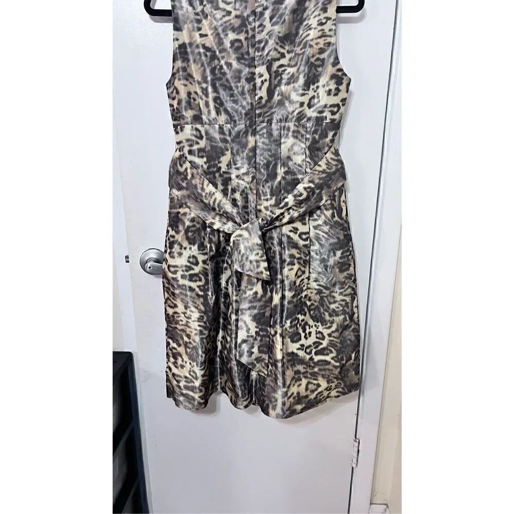 Lafayette 148 NEW YORK  V Neck Leopard PRINT Belted Dress SZ 4 - Picture 7 of 11
